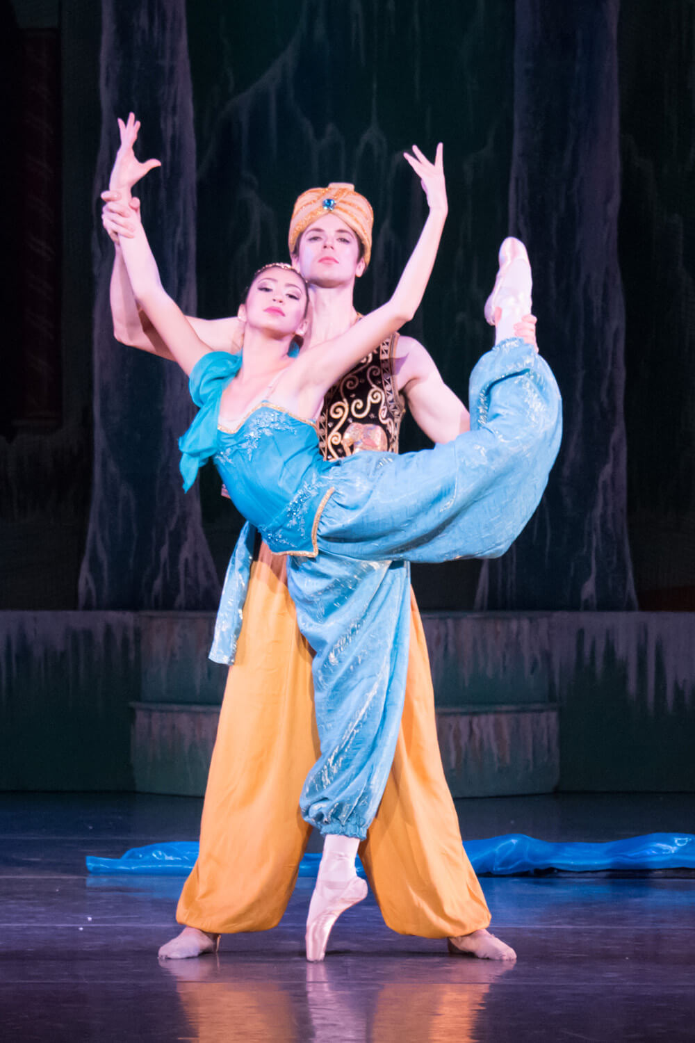 Nutcracker Ballet Arabian Scene